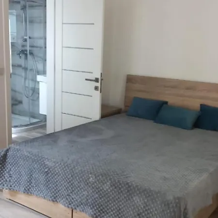 Lourdes Penthouse 3 Bedrooms *