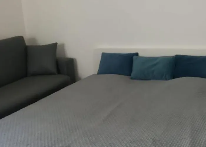 Lourdes Penthouse 3 Bedrooms דירה Għajnsielem